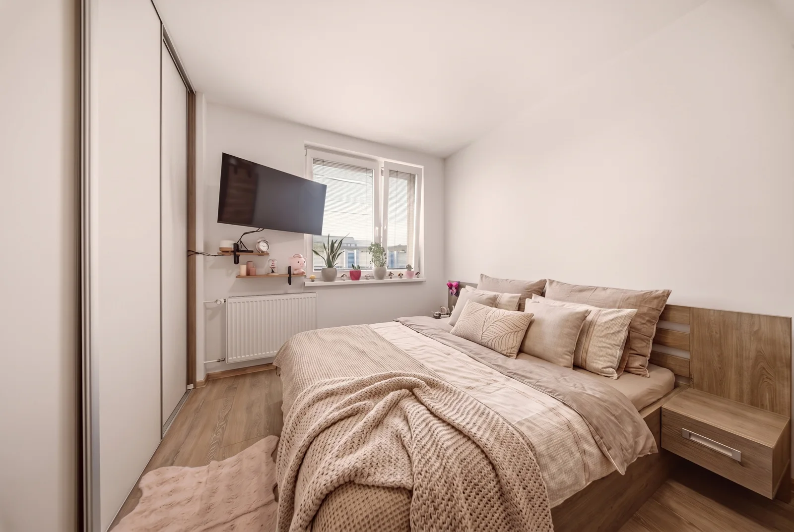 Na predaj moderný kompletne prerobený 4- izbový byt vo Vrbovom